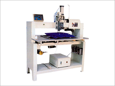 कुशन टैक्सिंग मशीनें