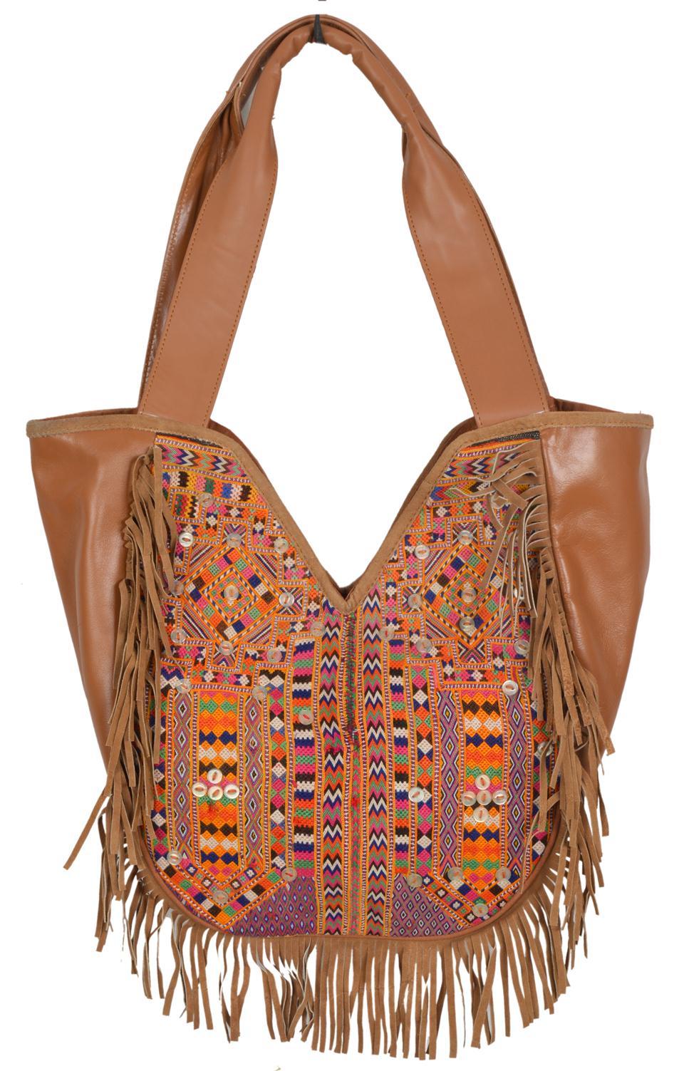 Vintage Banjara With Leather Fabric Shoulder Bag Gender: Women