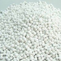 एवरेस्ट व्हाइट मास्टरबैच