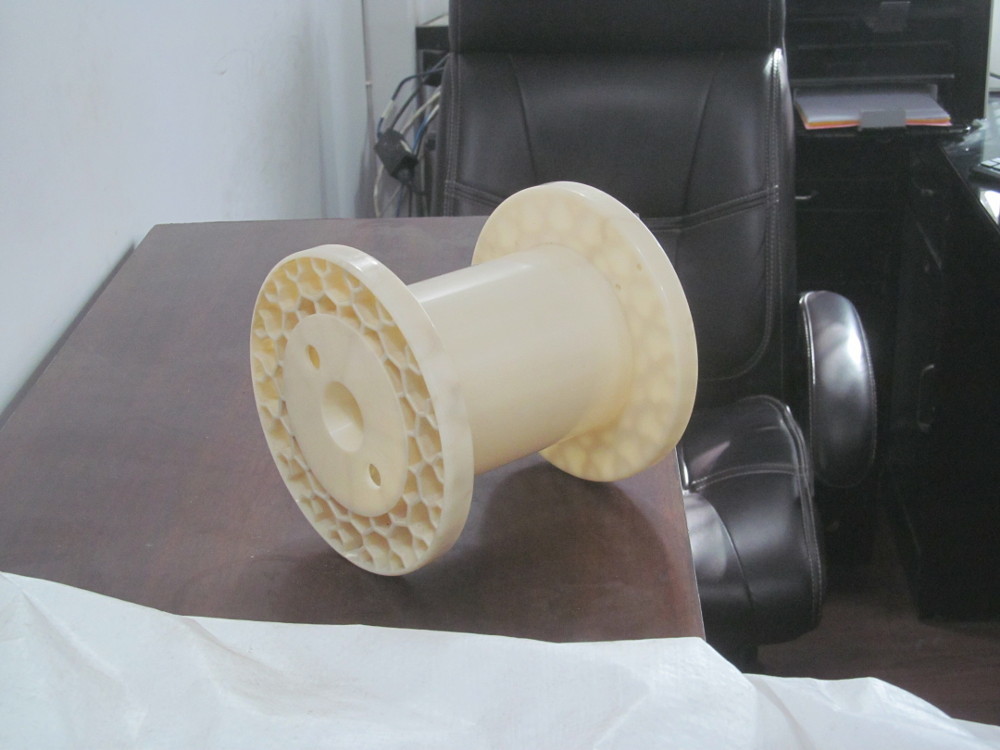 Plastic Spool For Edm Wire Cable Capacity: 3 Kg