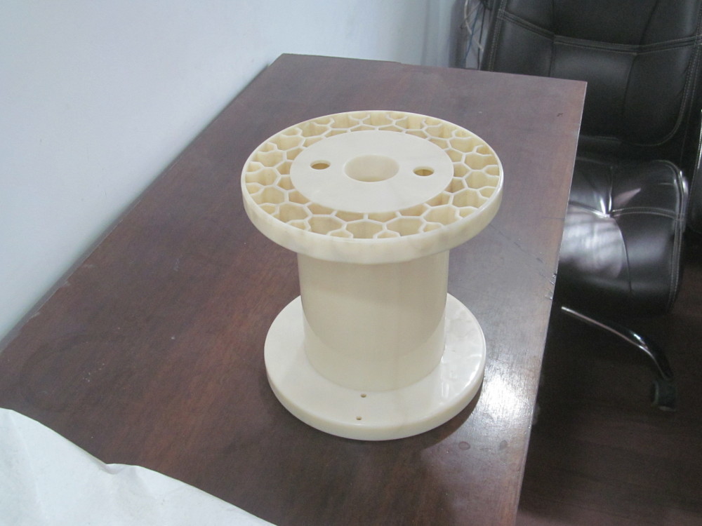 Plastic Spool For Edm Wire Cable Capacity: 3 Kg