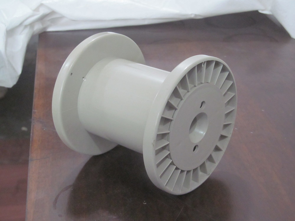 Plastic Spool For Edm Wire Cable Capacity: 3 Kg