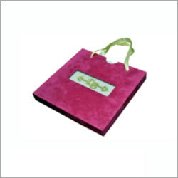 डिजाइनर शादी कार्ड कैरी बैग