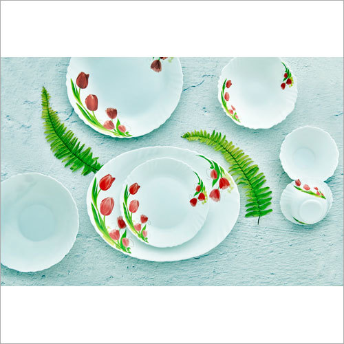 डिनर सेट प्रिंटिंग सर्विसेज