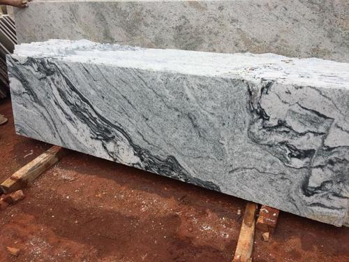 रिवर व्हाइट ग्रेनाइट ब्लॉक्स