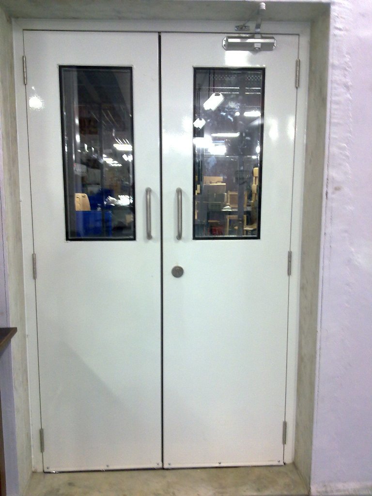 Cleanroom Flush Door - Application: Industrial