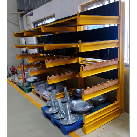 मटीरियल स्टोरेज रैक