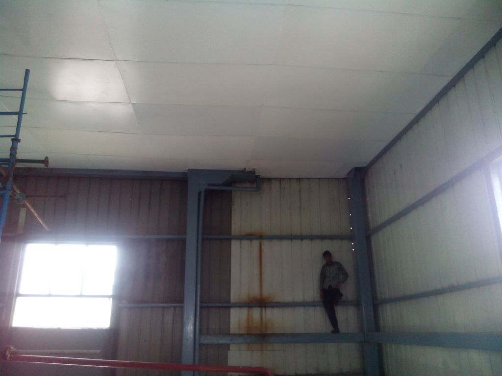 Non Walkable False Ceiling - Galvanized Iron, White Color , Lightweight, High Strength, Moisture Proof, Fire Retardant, Customized Designs Available