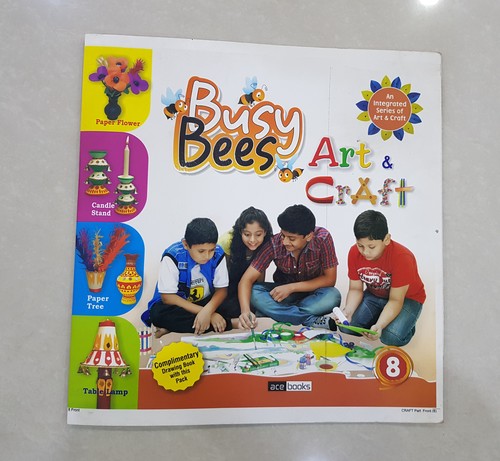 बुक कवर पर स्पॉट यूवी