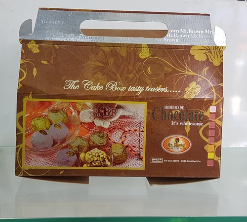 पैकेजिंग बॉक्स पर स्क्रीन प्रिंटिंग