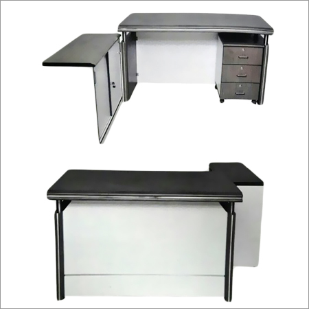 कार्यालय मेज