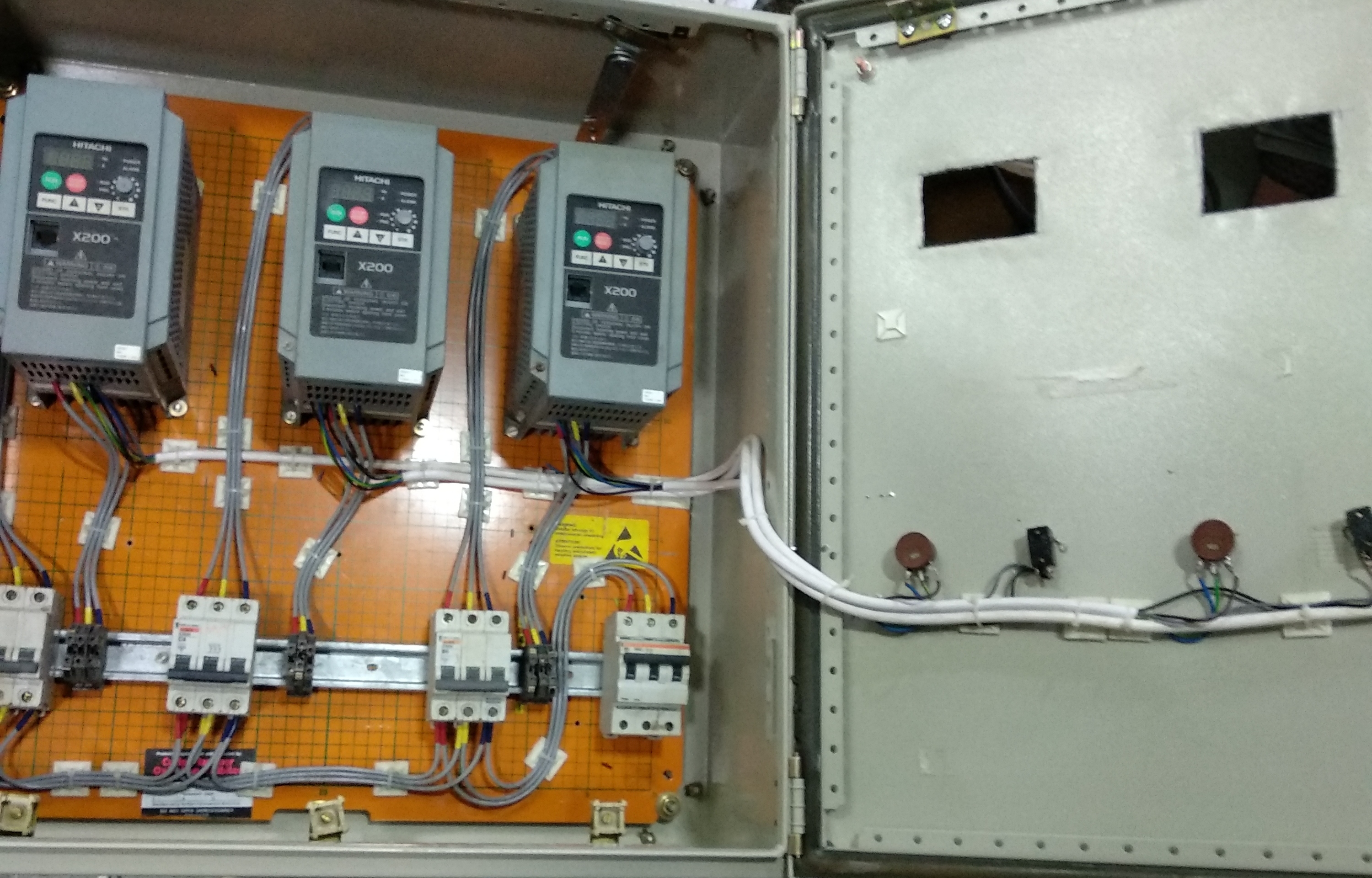 Ac Drive Panel - Metal Enclosure, Modular Structure, Ip54 | Low Energy Consumption, Compact Design, Overheating Protection, Wall-mounted, 380-480v Ac