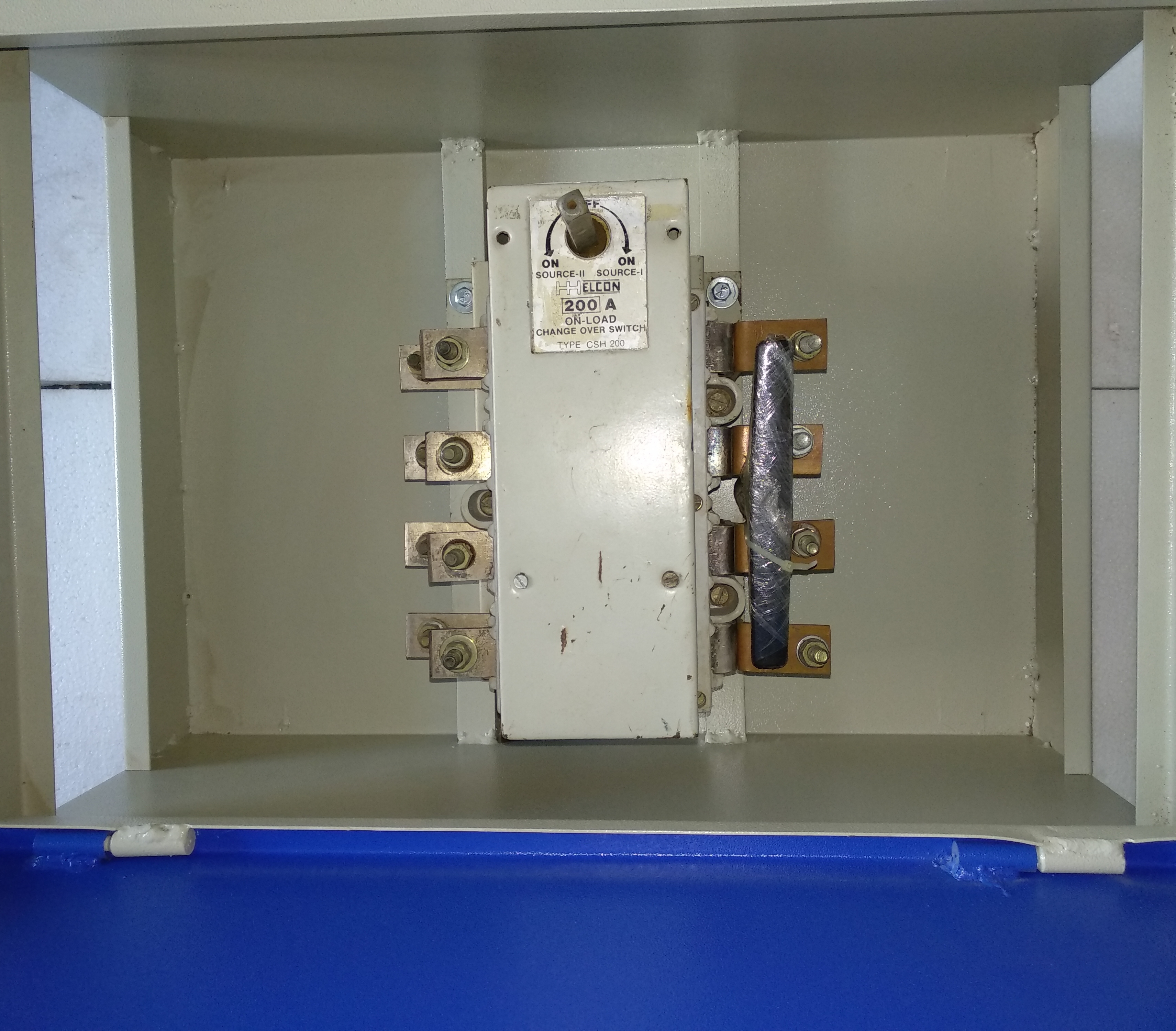 Manual Operated Change Over Switches