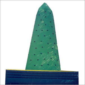 कूदने वाले फुलाए जाने वाले गुब्बारे