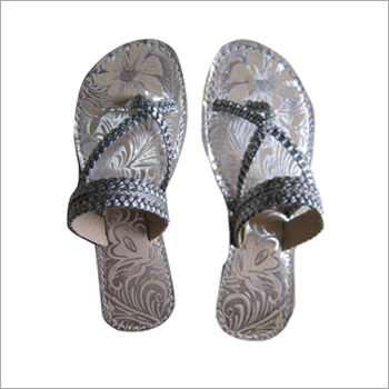 डिजाइनर महिलाओं के फुटवियर