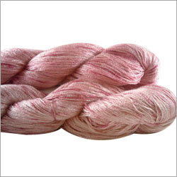 हैन्क्स में रंगे हुए कच्चे सिल्क के धागे