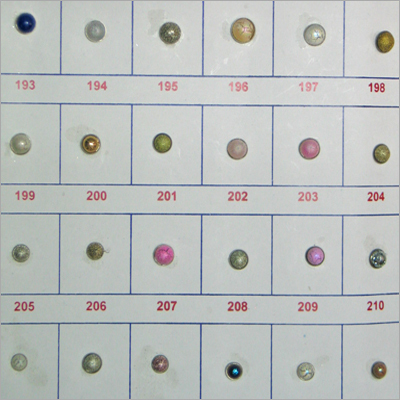 पत्थर के बटन