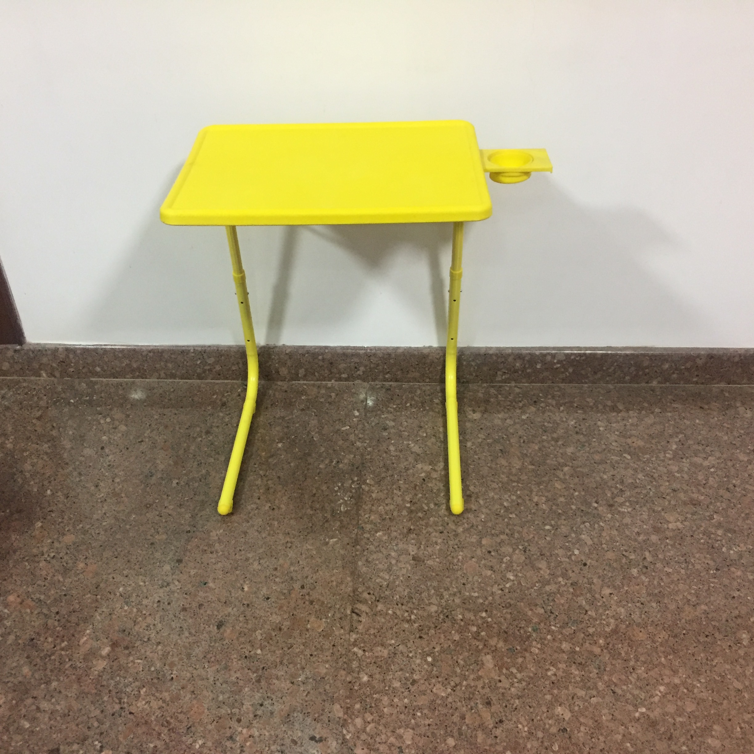 Colorful Table Mate