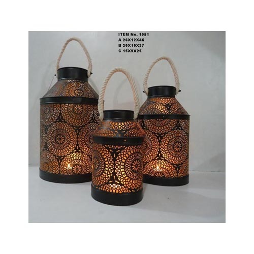 टिकाऊ आयरन लालटेन