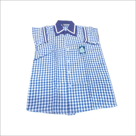 स्कूल यूनिफॉर्म