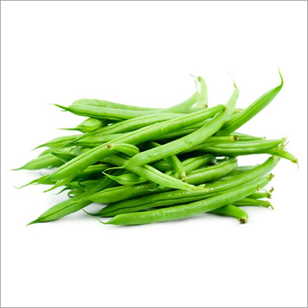 ताज़ी हरी फलियाँ