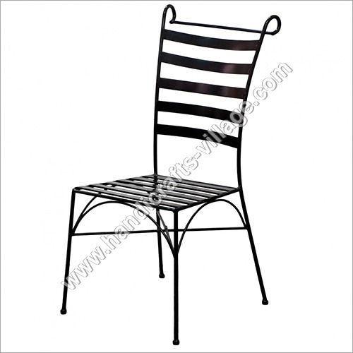 आयरन आउटडोर चेयर एप्लीकेशन: गार्डन