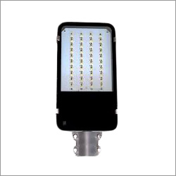 एसी सोलर स्ट्रीट लाइट