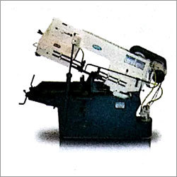 बैंडसॉ मशीन