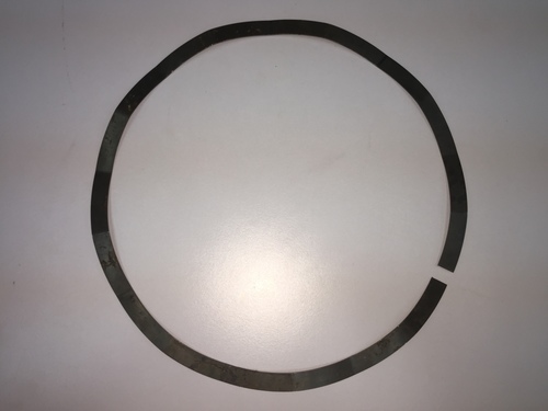 Industrial Wave Spring - Stainless Steel, 2-5 Millimeter Width | Black, Electroplated Finish, Space-Saving Design