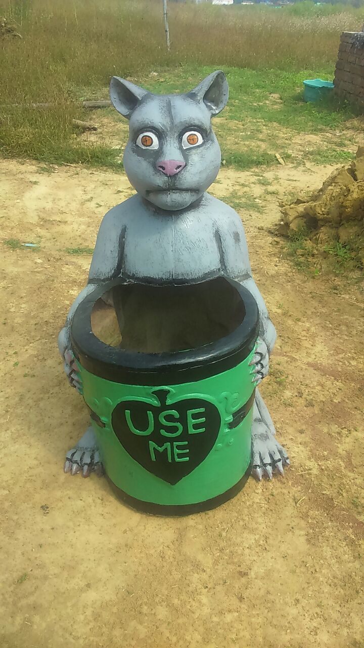 Animal Shaped Dustbin - Frp Material, Multicolor Design | Customizable Options For Fun And Functional Waste Management