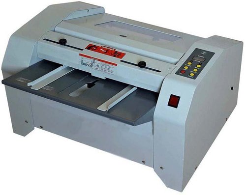 Electric Two Pin Capacity: 20Sheets Of 80Gsm Liter (L)