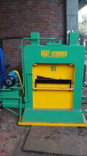 Plate Cutting Machine - Mild Steel, 220-240V | Hydraulic Drive, Manual Control, Semi-Automatic Cutting, Automatic Feeding