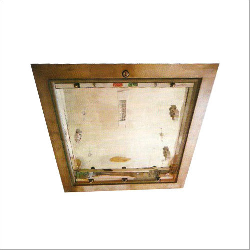 नीचे खुलने वाली चौकोर लाइट फिटिंग