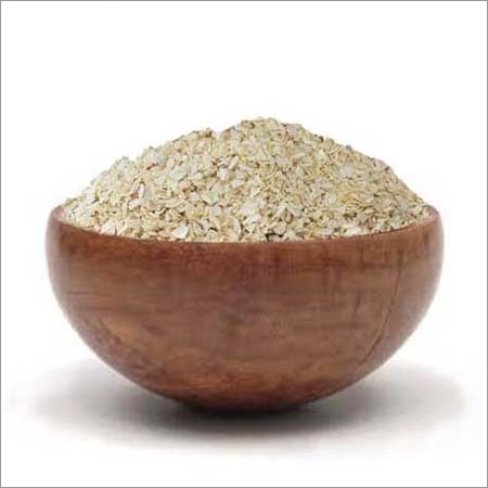 सूखी हुई सफेद प्याज के कण