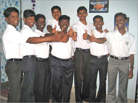 प्रशिक्षण और प्लेसमेंट