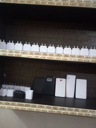 एंड्रॉइड मोबाइल फास्ट चार्जर