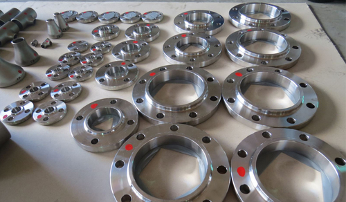Inconel 600 Flanges - Weld Neck, 150-2500psi Pressure Rating | High Strength, Corrosion Resistant for Aerospace & Chemical Processing Industries