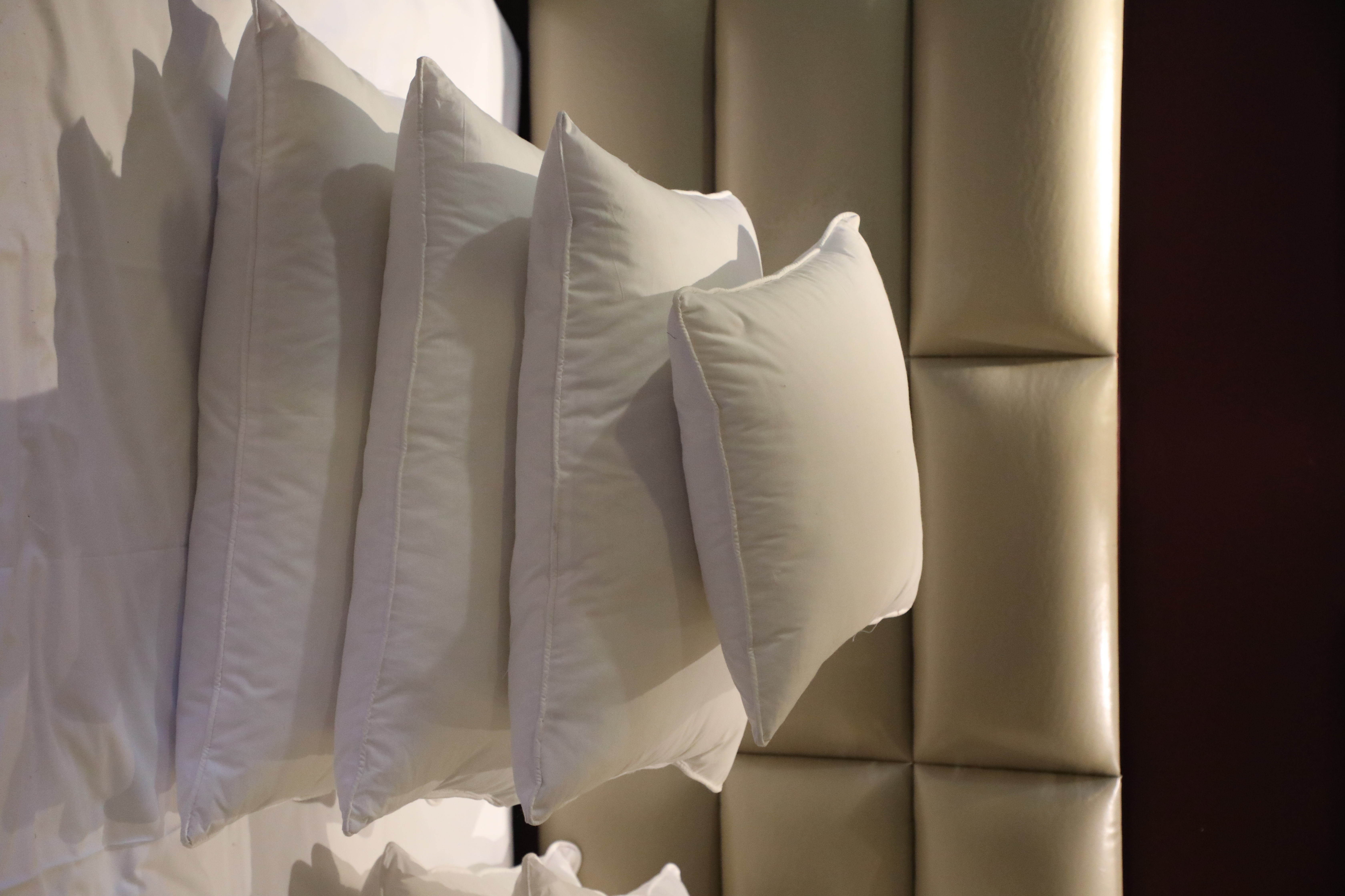 Hotel Pillow - Cotton Or Micro Fabric, Custom Sizes, Vacuum-packed | Breathable, Plain Style, Knitted Design For Bedding, Home, Hotel