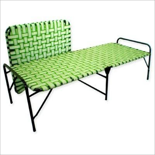 फोल्डिंग बेड