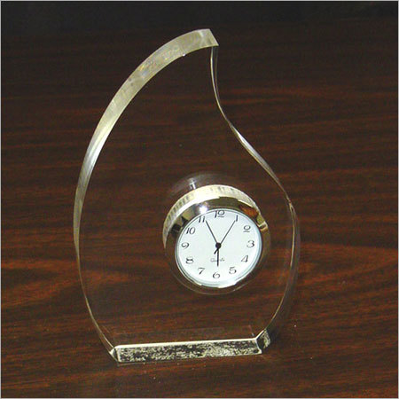 पुरस्कार के रूप में ऐक्रेलिक घड़ी