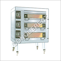 तीन डेक ओवन