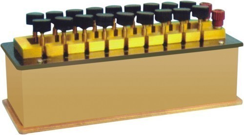 Resistance Box Plug Type (Constantan Coil) Application: For Lab