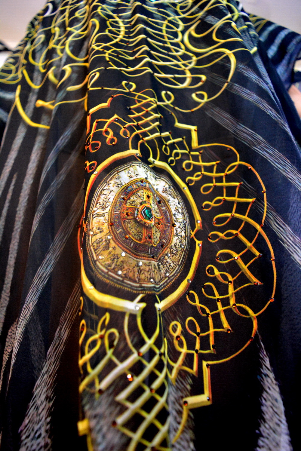 Animal Print Long Embellished Kaftan Bust Size: 60 Inch (In)