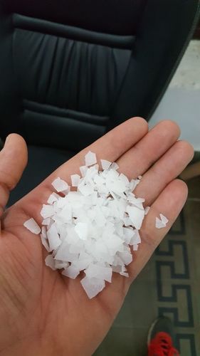 Magnesium Chloride Flakes - Application: Pharmaceutical