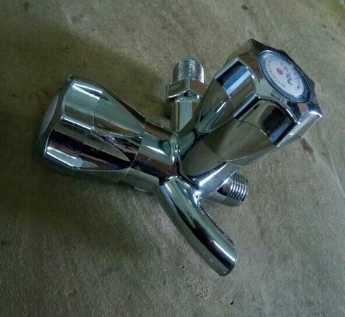 दो एक में कॉक सीपी