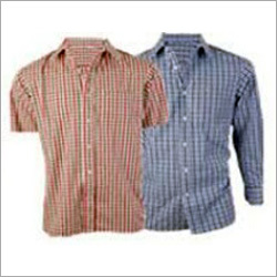 पुरुषों की चेक शर्ट