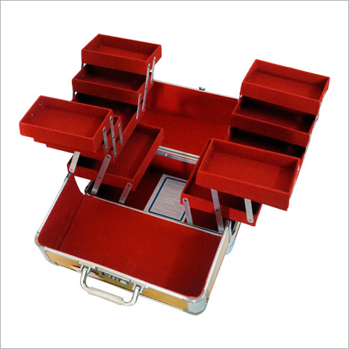 Expandable Makeup Case