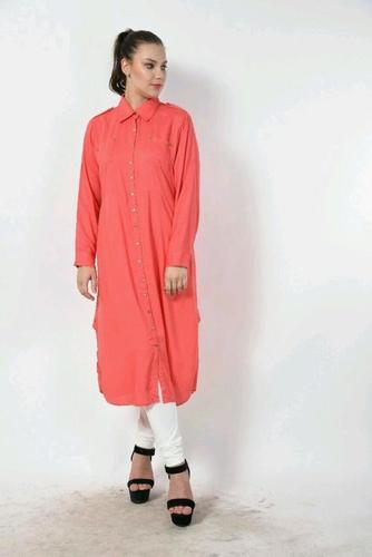 महिलाओं की ड्रेस