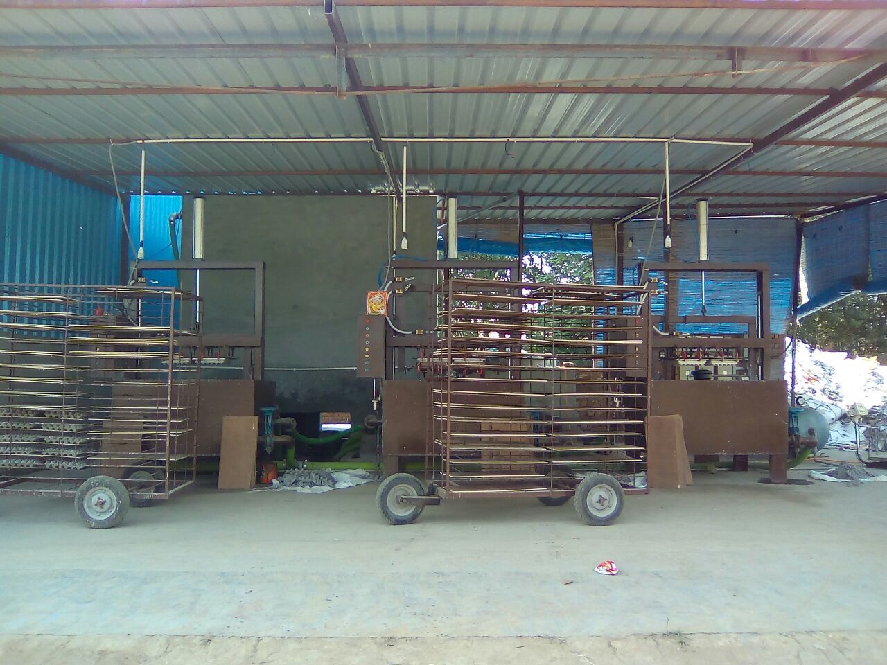 Egg Tray Machine - Steel, 10x5x7 Ft, 1000/hour Capacity | Cost Effective, Durable Design, Easy Operation, Low Maintenance