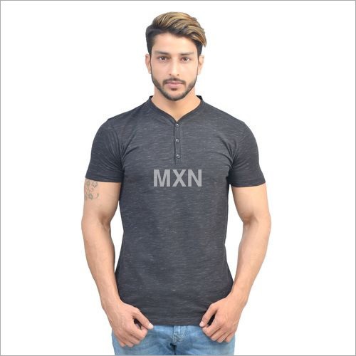 पुरुषों की टी शर्ट